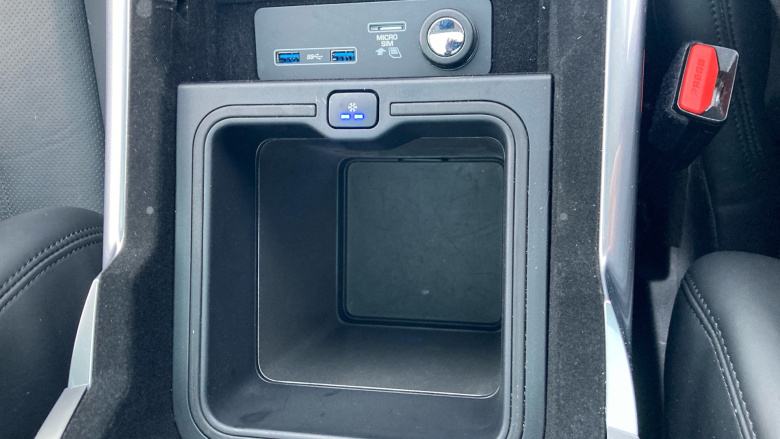 Land Rover Range Rover Sport 3.0 D250 HSE Silver 5dr Auto Diesel Estate